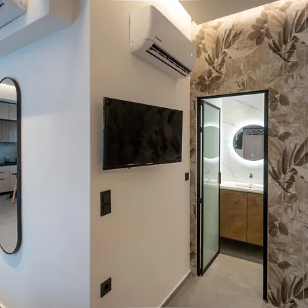 Le Fleur Apartment